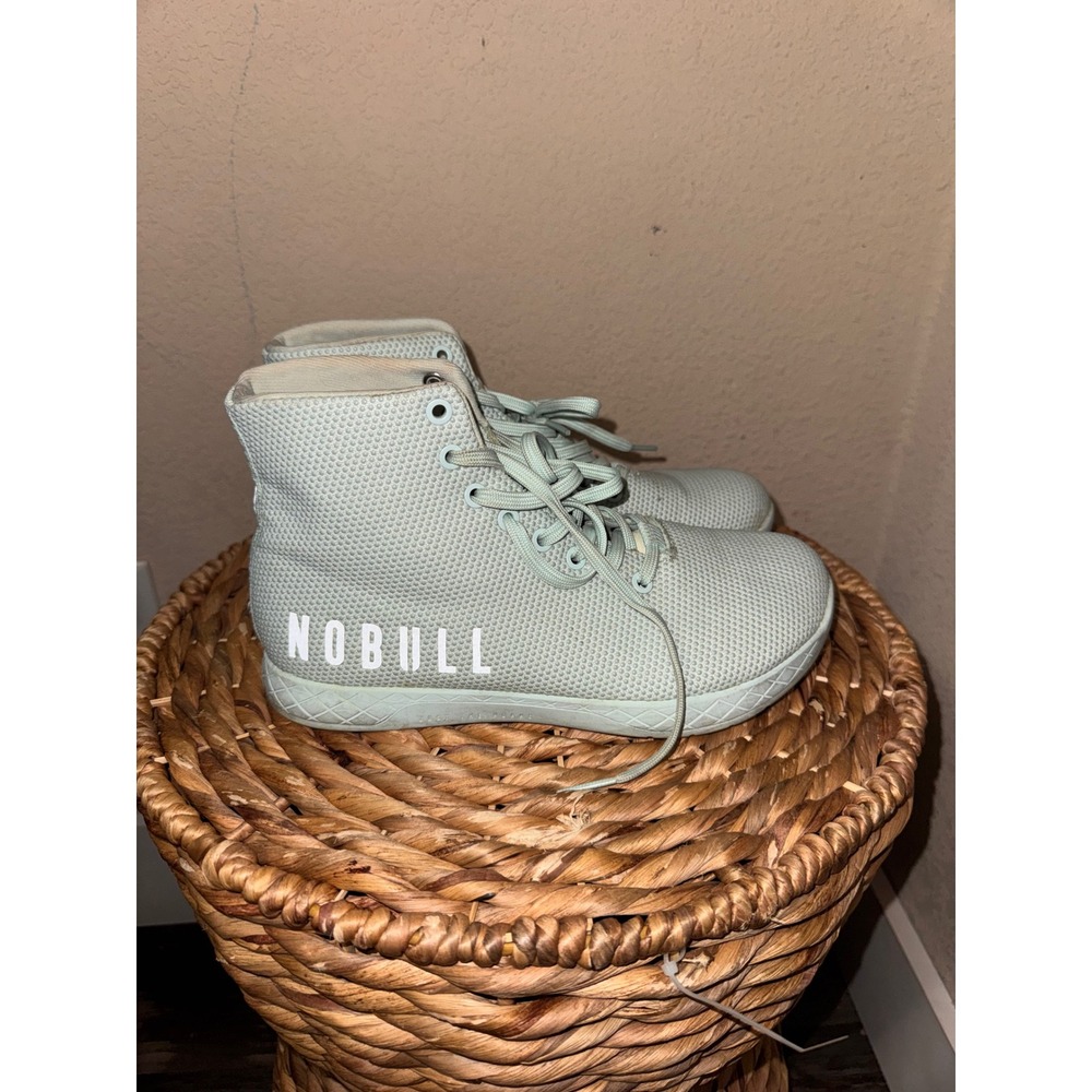 Nobull high top size 9w 7 Mens
